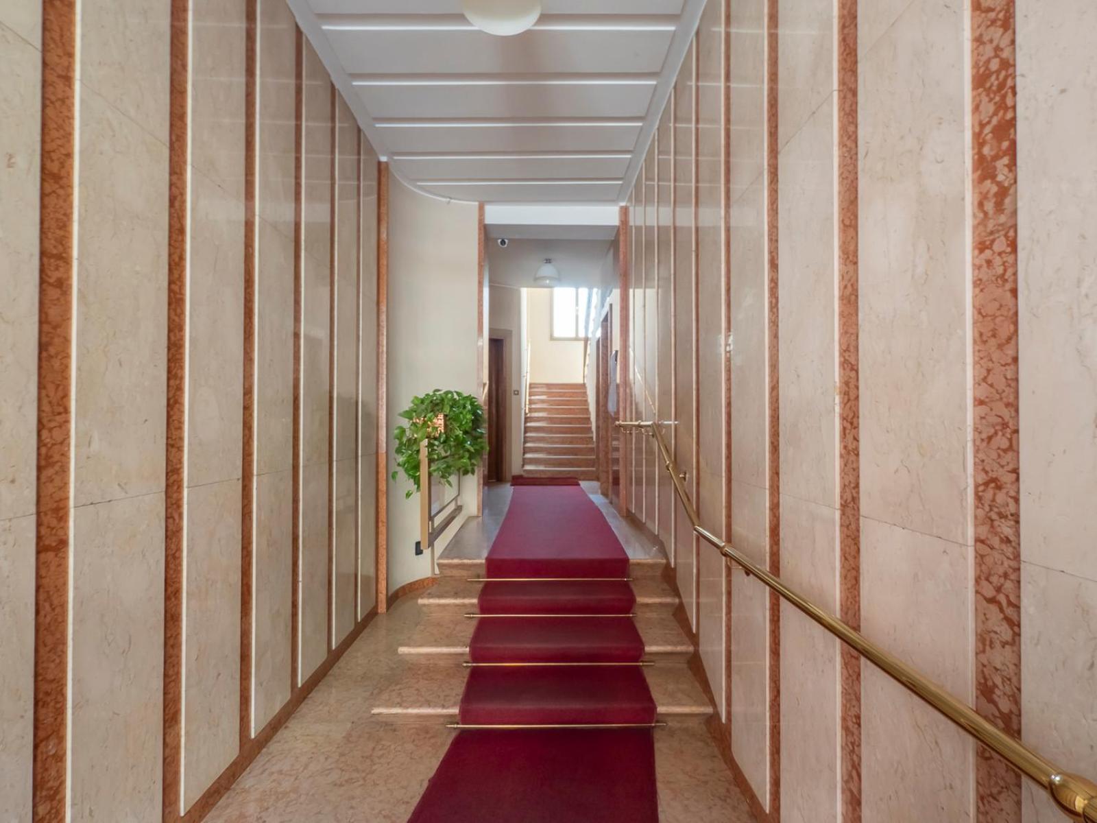 מילאנו Xenia Apartments - Newly Renovated Apartment מראה חיצוני תמונה